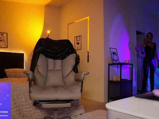 Lady_RedAlexa_ webcam