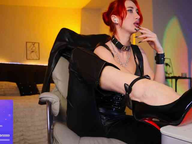 Lady_RedAlexa_ webcam