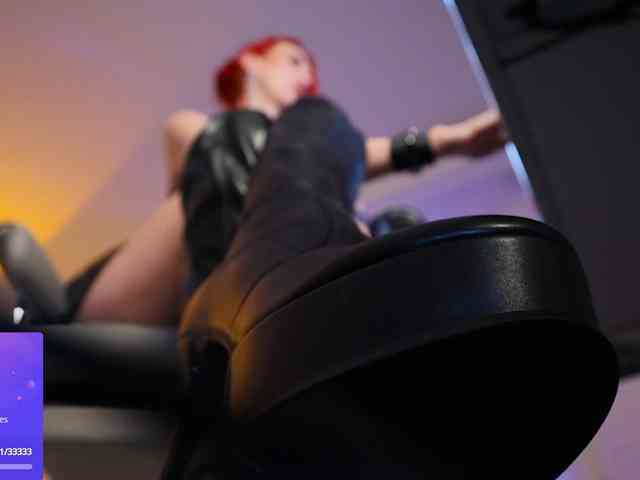 Lady_RedAlexa_ webcam