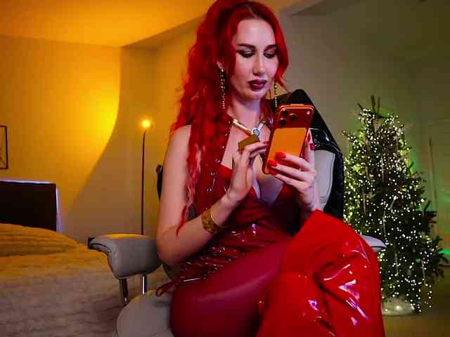 Lady_RedAlexa_ webcam