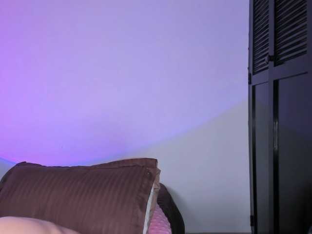 Abby-Saenz01's BongaCams show and profile