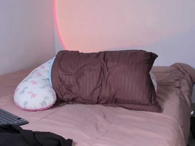 Abby-Saenz01's BongaCams show and profile