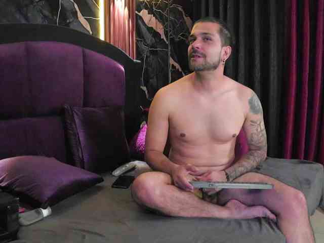 KikiandMax KikiandMax