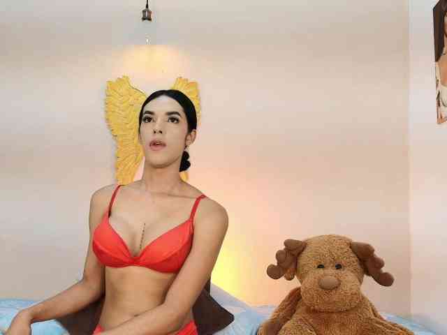 salomecollin Live Webcam on BongaCams