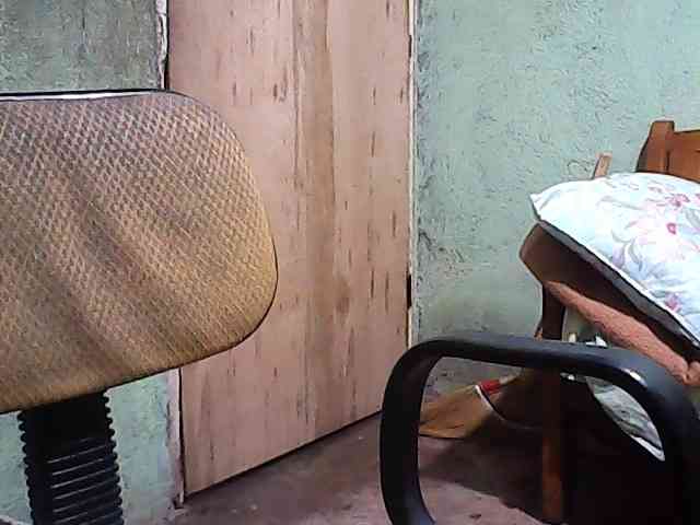 Hornyhot694u webcam