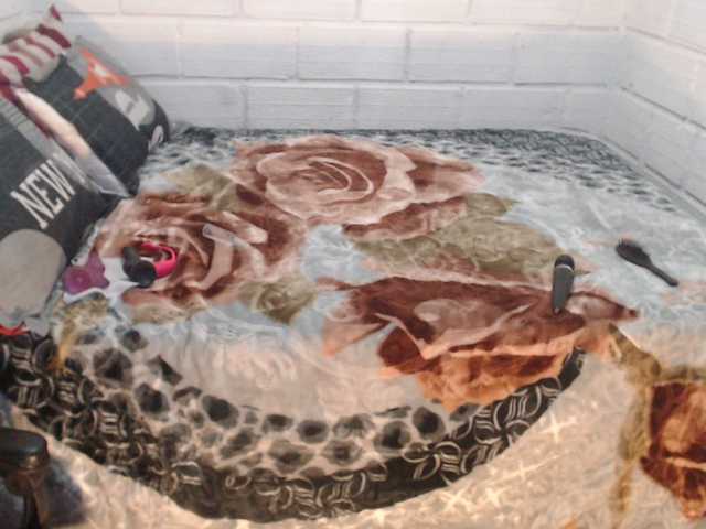 Sexyjustin202's BongaCams show and profile