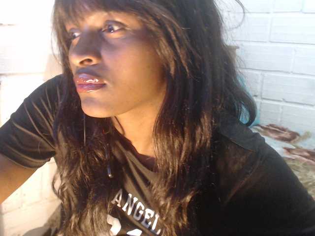 Sexyjustin202's BongaCams show and profile