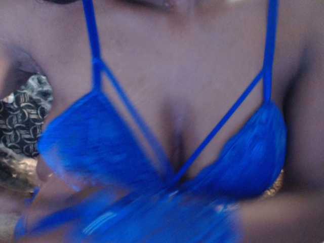 Sexyjustin202's BongaCams show and profile