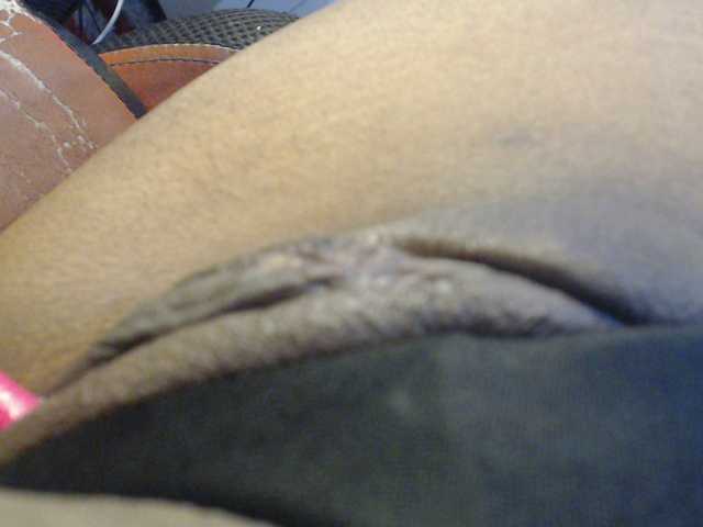 Sexyjustin202's BongaCams show and profile