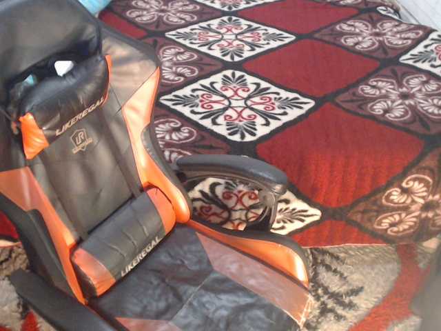 Sexyjustin202's BongaCams show and profile