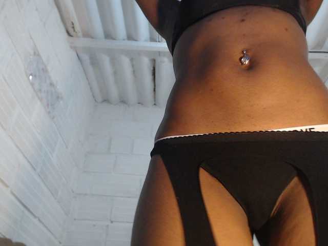 Sexyjustin202's BongaCams show and profile