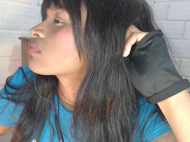 Sexyjustin202 webcam