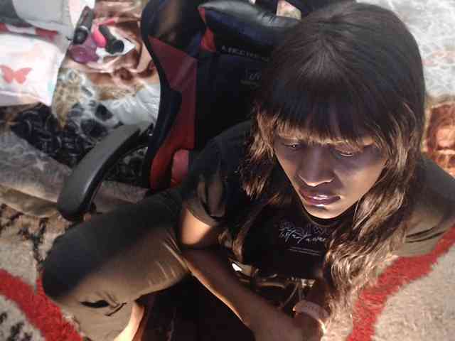 Sexyjustin202 webcam