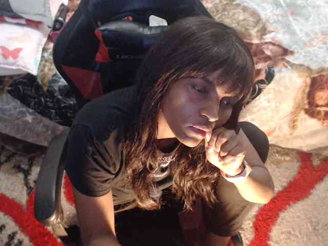 Sexyjustin202 webcam