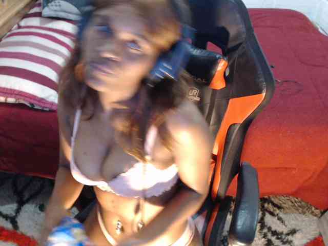 Sexyjustin202 webcam