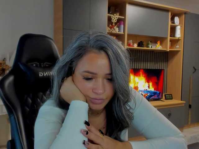 Claire95sm's BongaCams show and profile