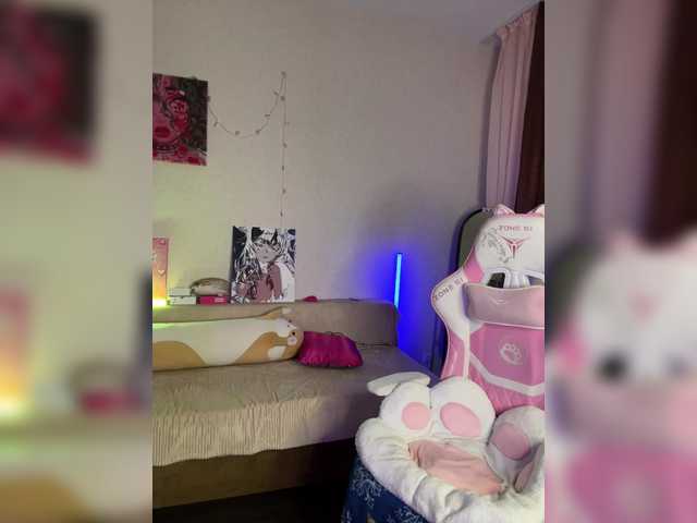 henby-streams's BongaCams show and profile