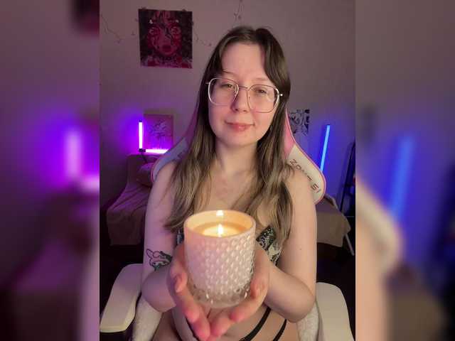 henby-streams's BongaCams show and profile