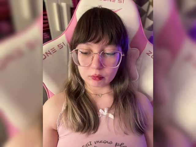 henby-streams's BongaCams show and profile