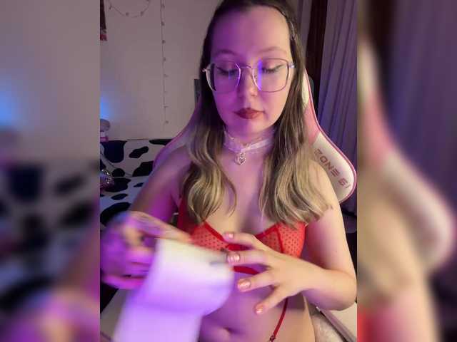 henby-streams's BongaCams show and profile