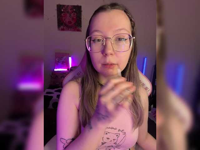 henby-streams's BongaCams show and profile