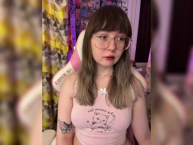 henby-streams's BongaCams show and profile