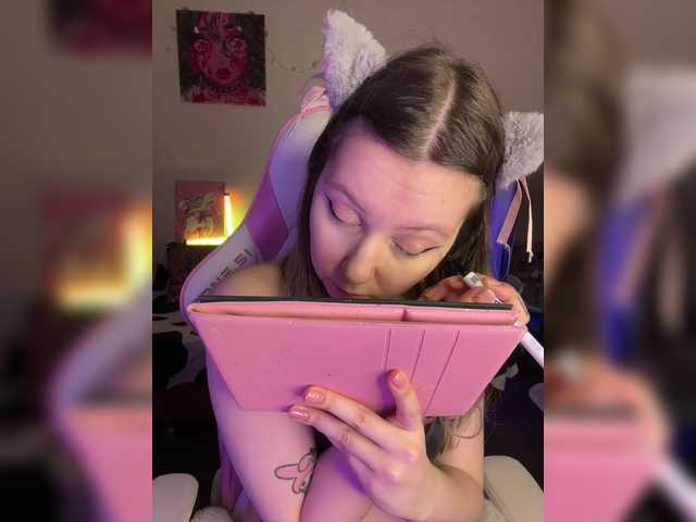 henby-streams's BongaCams show and profile