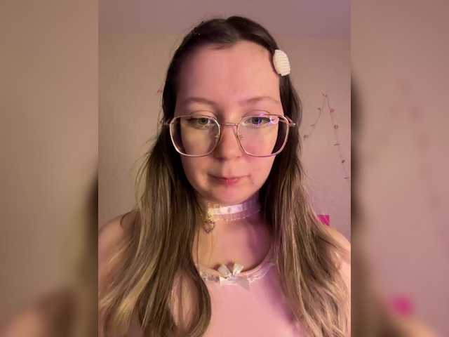 henby-streams from BongaCams is Freechat