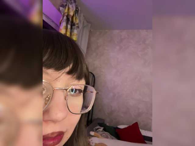 henby-streams's BongaCams show and profile