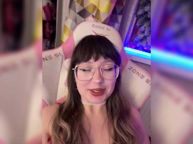 henby-streams's BongaCams show and profile