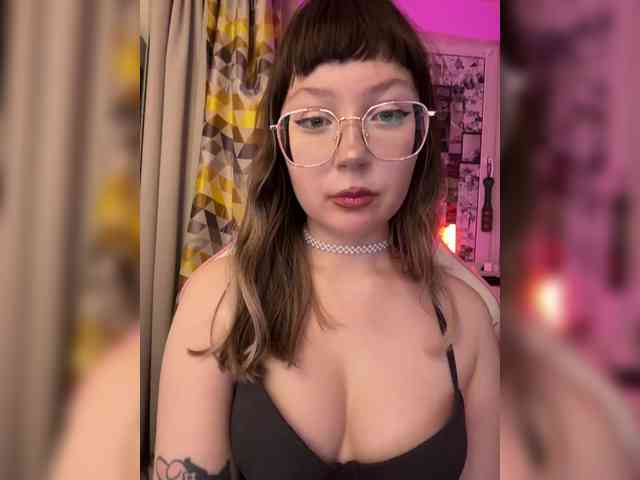 henby_streams webcam