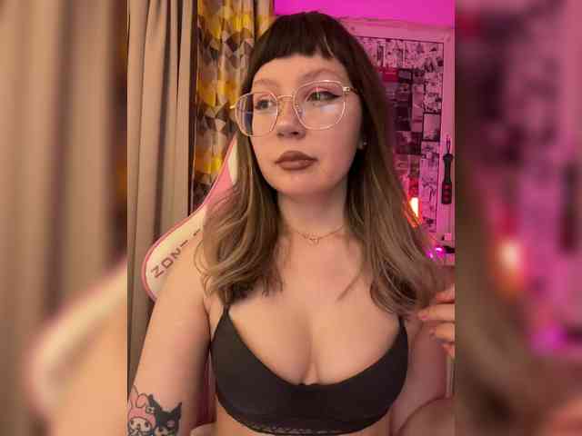 henby_streams webcam