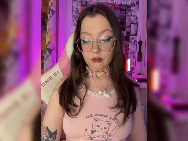 henby_streams webcam