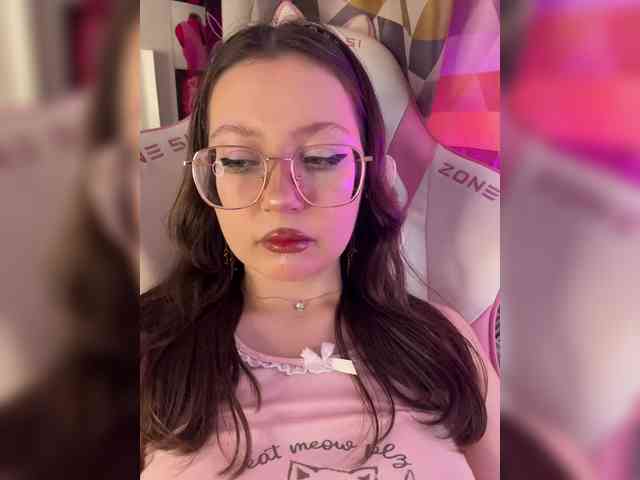 henby_streams webcam