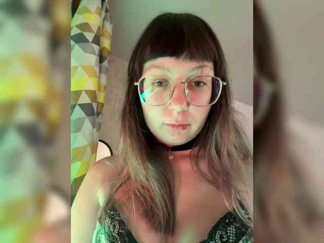 henby_streams webcam