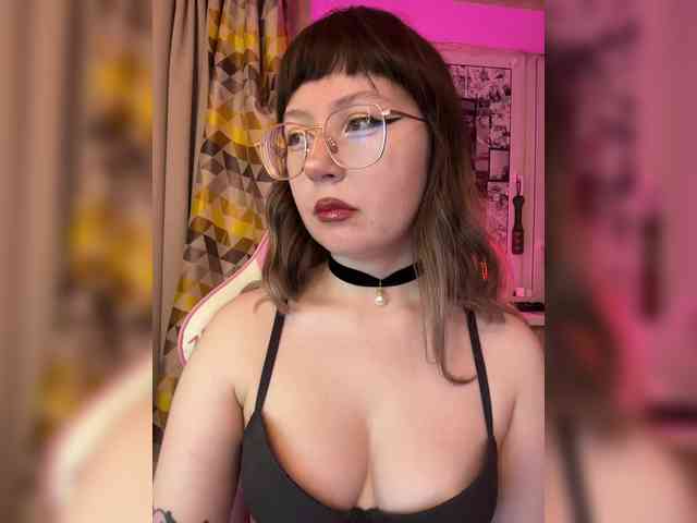 henby_streams webcam