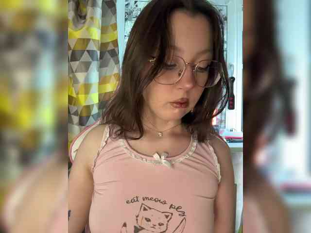 henby_streams webcam