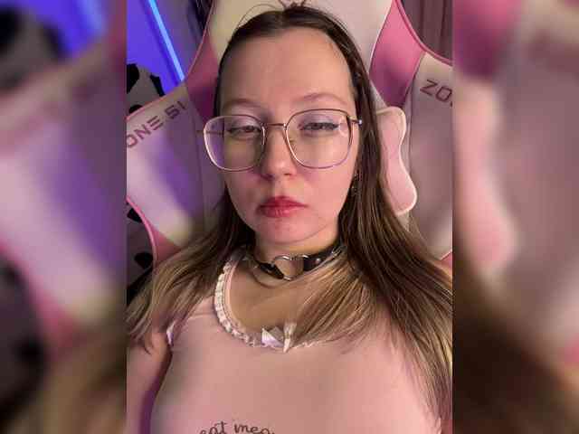 henby_streams webcam