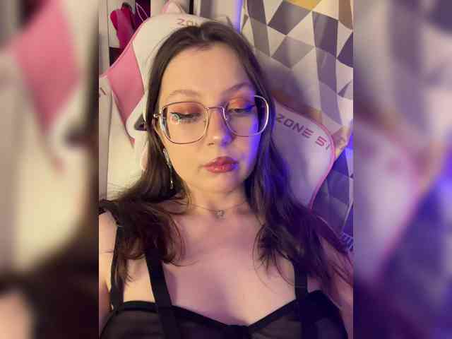 henby_streams webcam