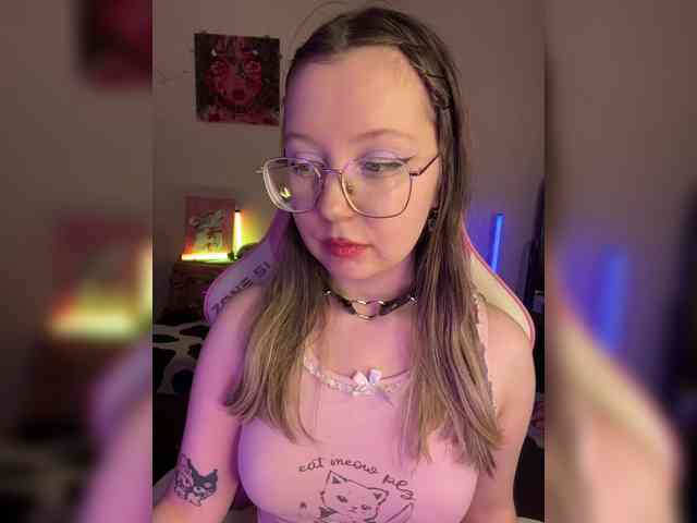 henby_streams webcam