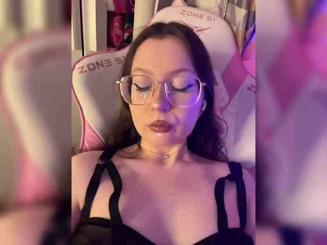 henby_streams webcam