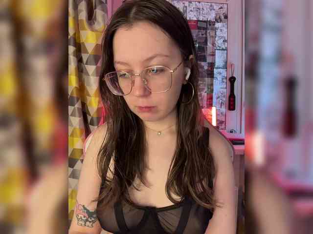 henby_streams webcam