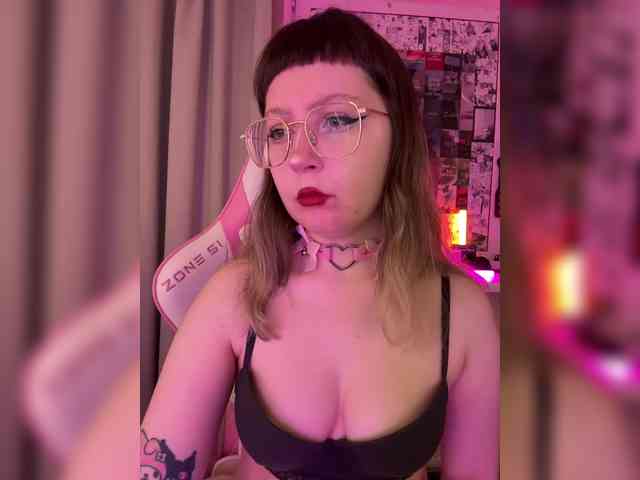henby_streams webcam