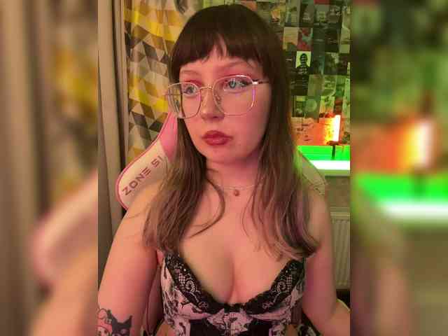 henby_streams webcam