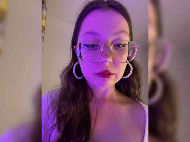 henby_streams webcam
