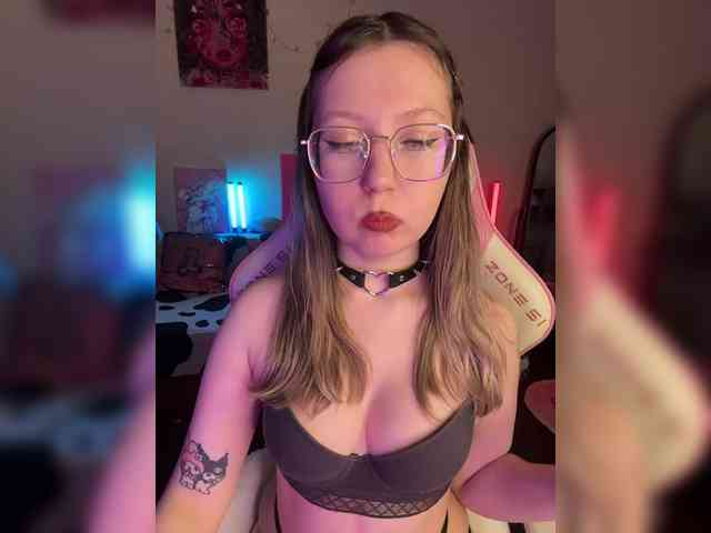 henby_streams webcam