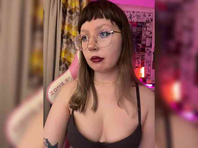 henby_streams webcam