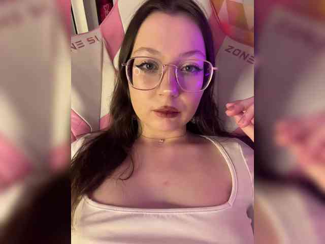 henby_streams webcam