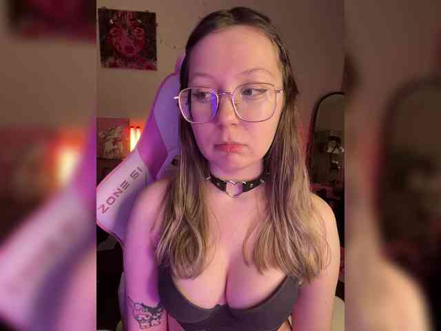 henby_streams webcam