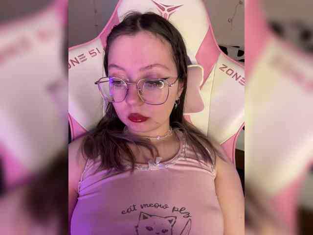 henby_streams webcam